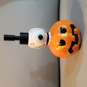 Snoopy in pumpkin hand soap dispenser NWT